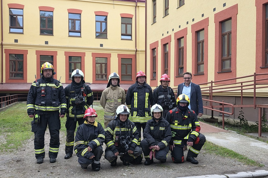 opca_bolnica_varazdin_-vatrogasna_vjezba_09052025_6.jpg