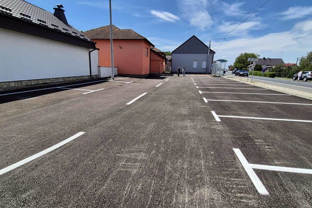 bartolovec_parkiraliste_1.jpg