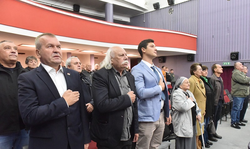 revija_da_se_ne_zaboravi_1.jpg