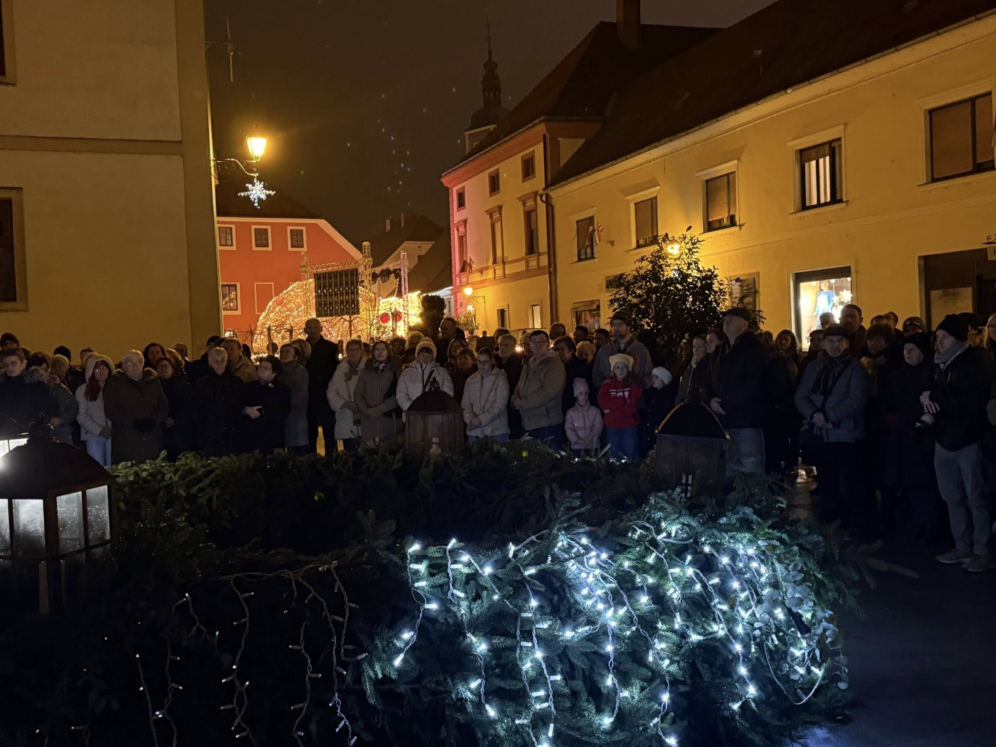 varazdin_druga_adventska_svijeca_06122025_6.jpg