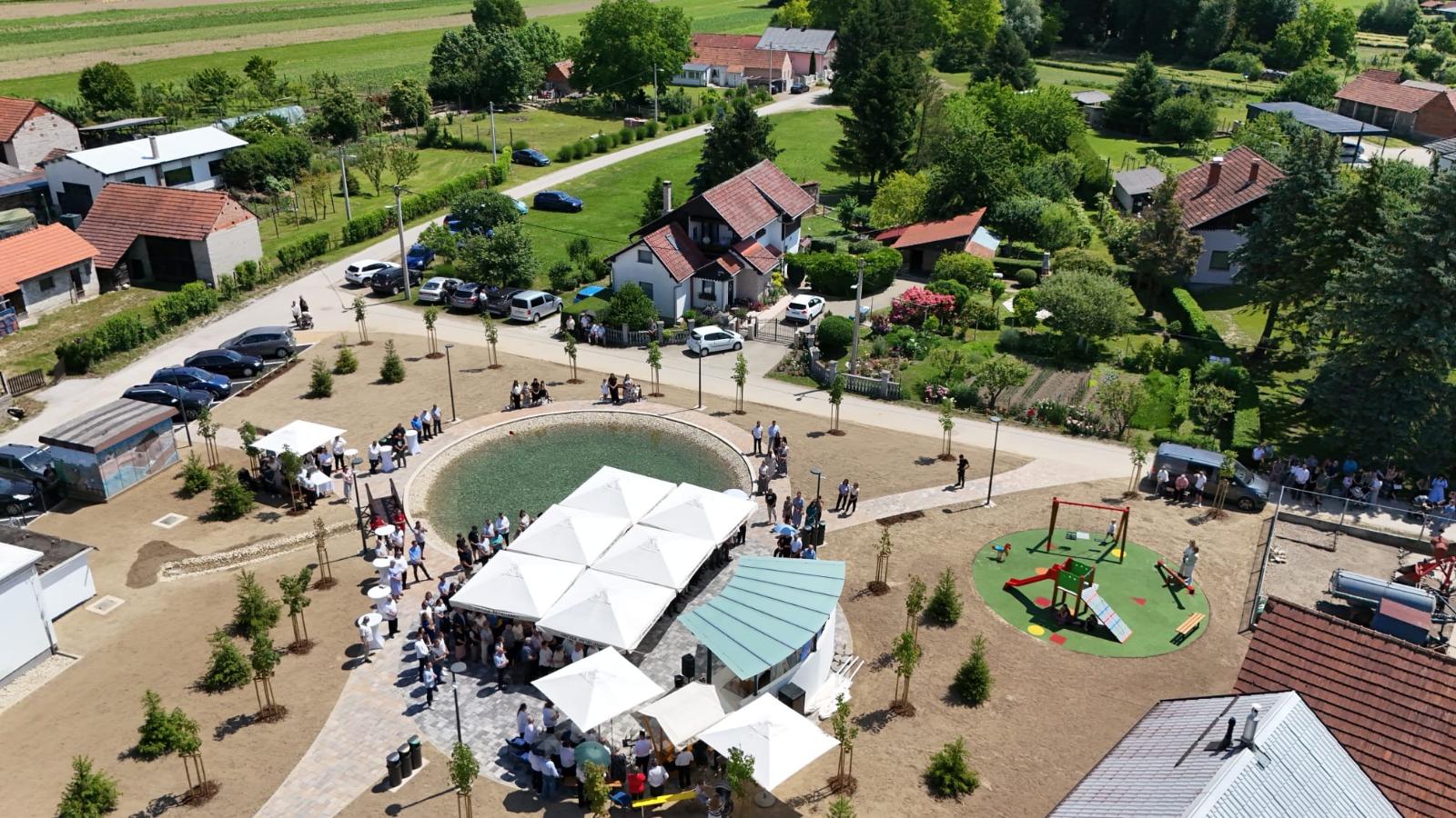 Park_dr_Stjepana_Bratka_Druzbinec_020621026_22.jpg