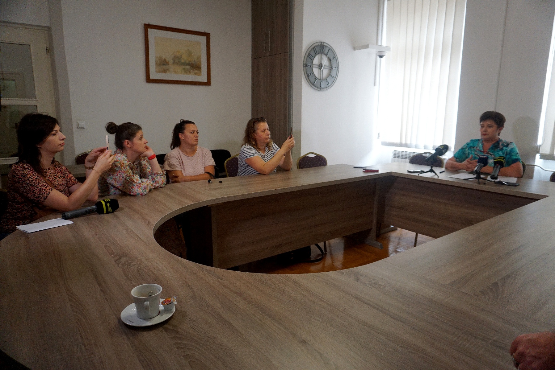 Dragica_Ratkovic_novinarska_konferencija.jpg