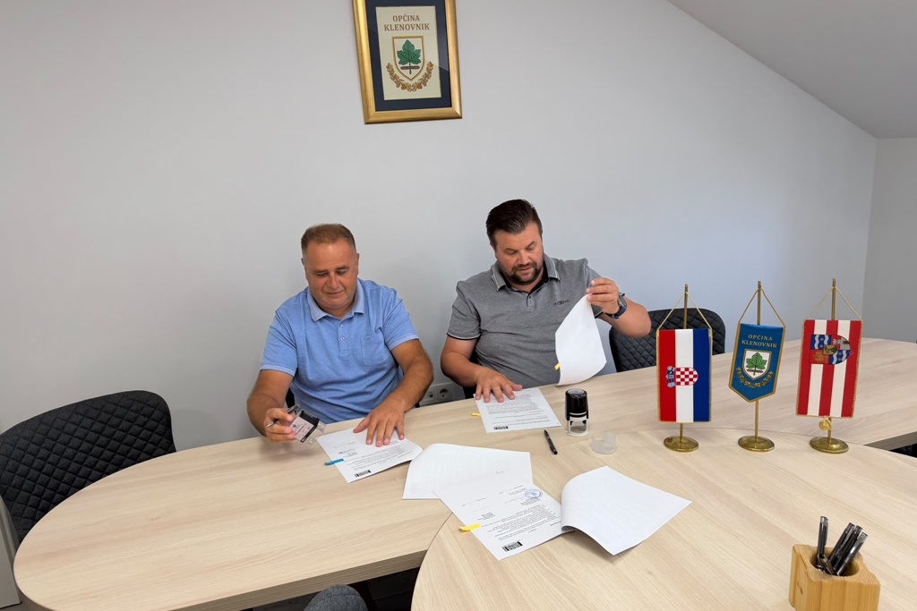 klenovnik-ugovor-djecje_igraliste_1.jpeg