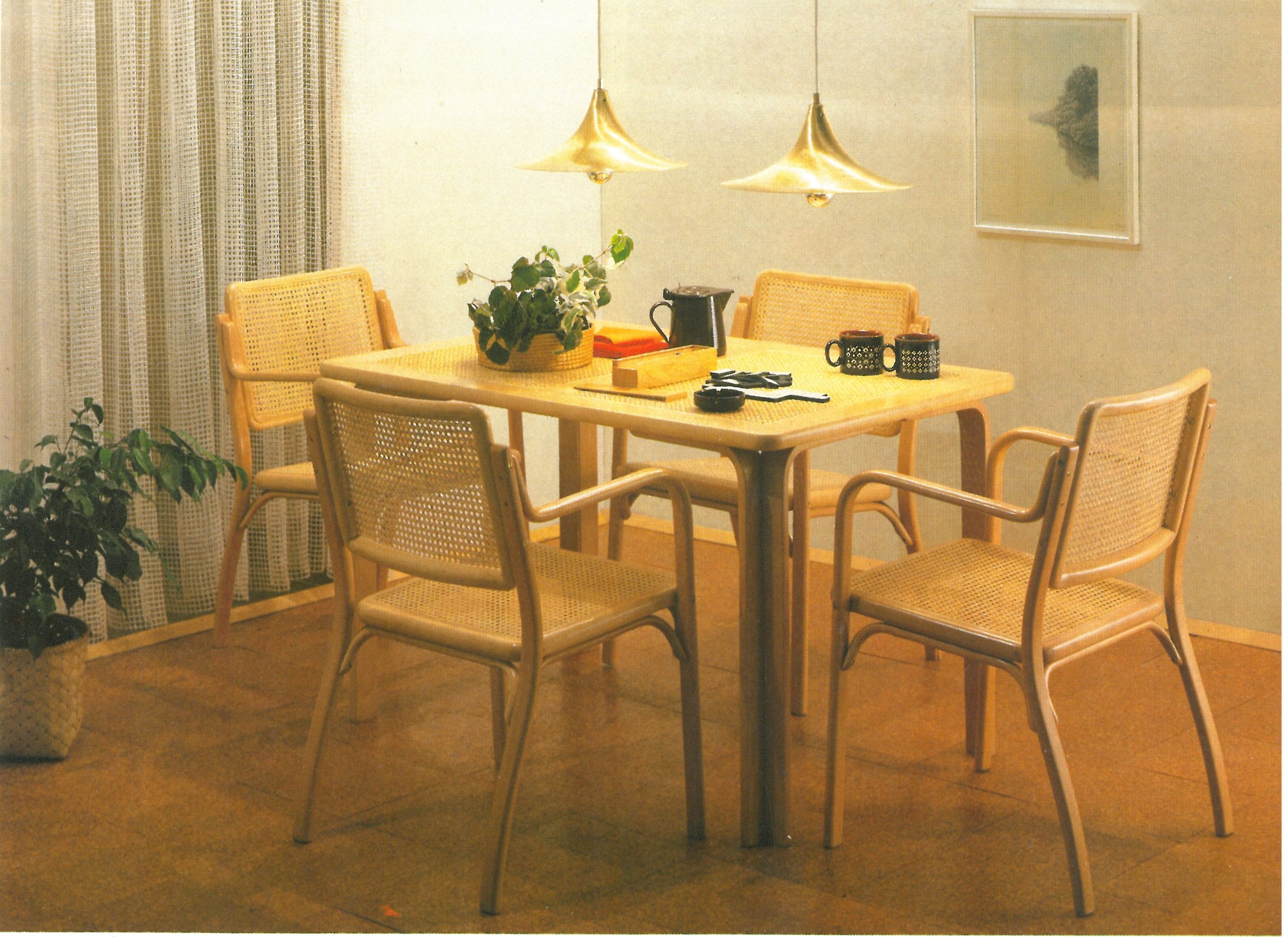 mundus_08_polunaslonjac_BL_16_dizajn_Mirjana_Maracic_1975.jpg